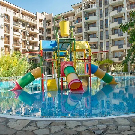 Cascadas アパート サニービーチ