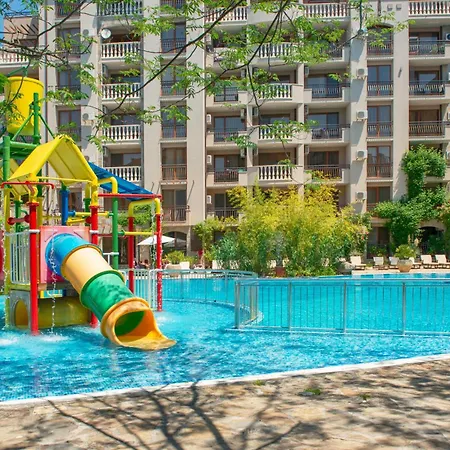 Cascadas サニービーチ